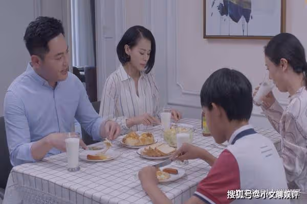 《親愛的生命》黃主任的老公扮演者是誰?《親愛的生命》黃主任被家暴了嗎