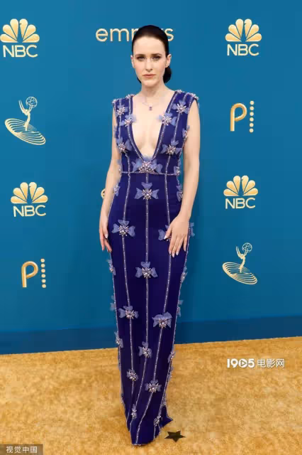 第74屆艾美獎星光璀璨 李政宰攜豪門女友亮相紅毯