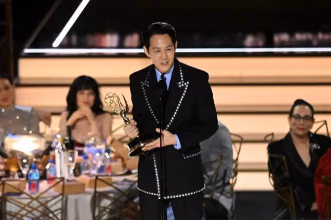45歲前三星「太子妃」和影帝男友驚艷亮相！離婚後愛情事業兩手抓，比韓劇大女主厲害