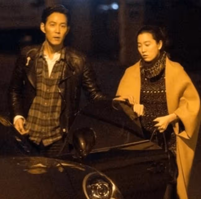 45歲前三星「太子妃」和影帝男友驚艷亮相！離婚後愛情事業兩手抓，比韓劇大女主厲害