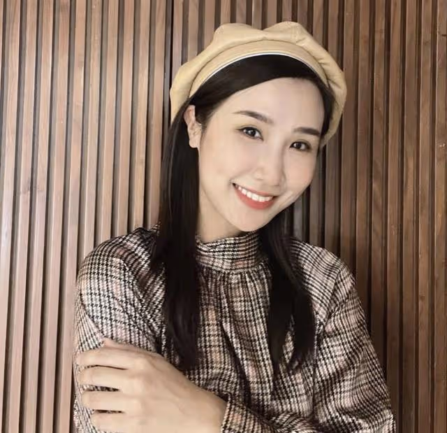 香港「最美經紀人」宣布再次出道!身材豐滿面容姣好,是選美亞軍