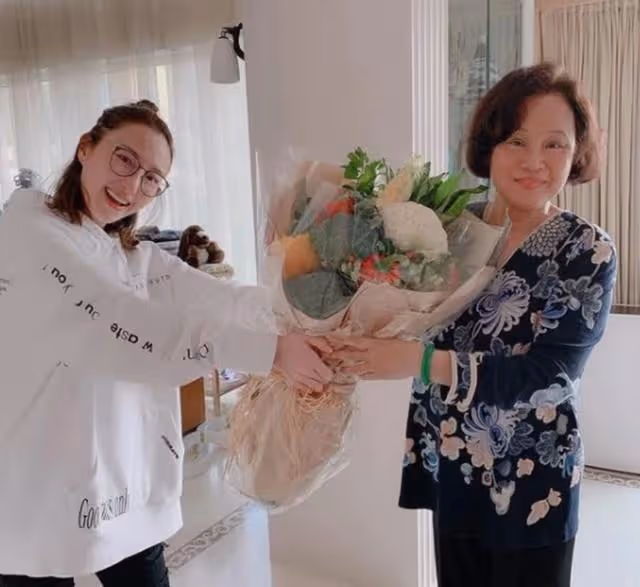 大方祝福!TVB當家小生舊愛宣布封盤,不介意二人當年戀情被提起
