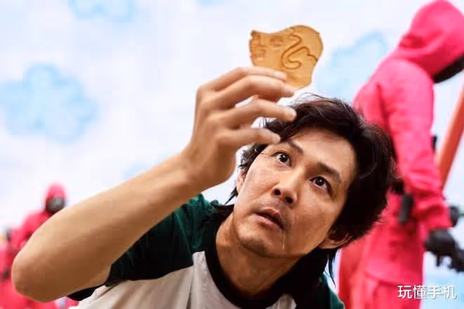 2022年第74屆艾美獎:贊達亞26歲二封視後,李政宰獲男主角獎