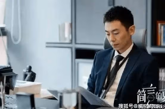 《簡言的夏冬》歌曲有哪些？插曲《親愛的少年》是誰唱的