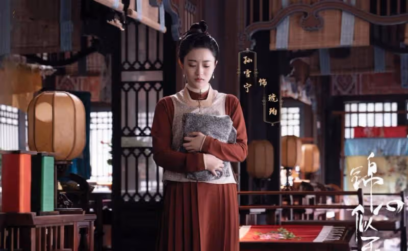 錦心似玉:兩位高顏值侍女搶鏡,孫雪寧演過趙靈兒,丁潔中戲就讀
