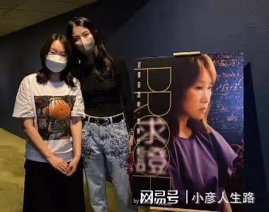 陳慧琳曬素顏照慶祝50歲生日,皮膚緊緻無僵硬感不愧為凍齡美女