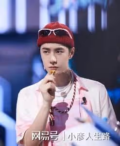 王一博肖戰龔俊粉絲互撕，王嘉爾也被牽扯其中，看客們吃瓜需謹慎