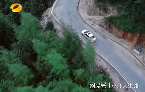 《中餐廳6》:黃曉明背後吐槽詹大廚,尹正高情商回應堪稱教科書