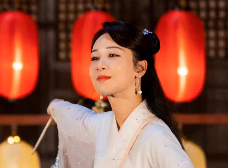 《蒼蘭訣》剛收官,王鶴棣就被傳演新劇,頂流女主搭戲很難不心動