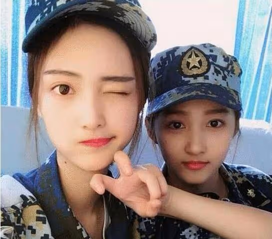 5張大明星「顏值被粉絲比下去」的驚人合照 Angelababy「遇到女神級粉絲」瞬間淪為路人甲