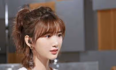 7位被家人「吸血」的明星,別人的父母是天使,他們的是吸血鬼