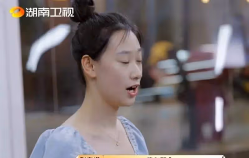 易烊千璽談站在二十幾歲,張子楓5歲北漂,00後的生活是真空的嗎?