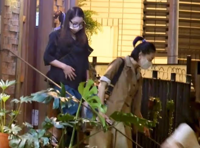陳怡蓉為4歲女兒慶生！一家三口合影曝光，愛女像極了醫生老公