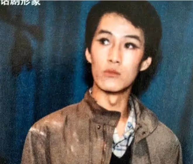 馮遠征:從「拉鏈工人」熬成「北京人藝院長」,他是怎麼逆襲的?