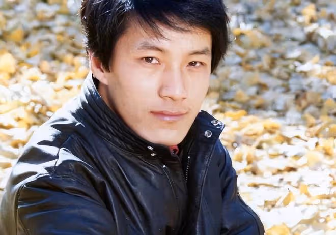 馮遠征:從「拉鏈工人」熬成「北京人藝院長」,他是怎麼逆襲的?