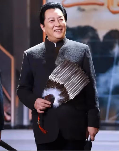 7位被拋棄的「明星糟糠妻」,個個賢良淑德,卻把青春喂了狗
