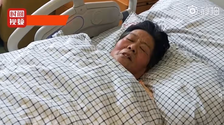 67歲婦成功產女!老公樂喊上天恩賜「大女兒放話斷絕關係」 她事後嘆:「本來想把孩子拿掉」