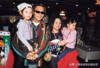 「與梁朝偉是同學」娶空姐老婆29年從未傳緋聞 「38年打拚財產全記妻名下」2女兒承襲高顏值