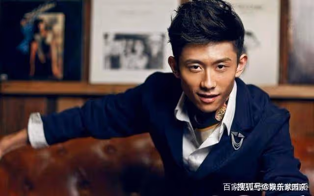 張一山隱藏了二十多年的父親終於曝光?原來是他,難怪之前不公開
