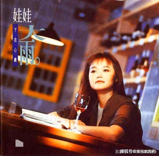 他捧紅了半個樂壇女歌手,用餐巾紙5分鐘寫下的歌,一火就是30年