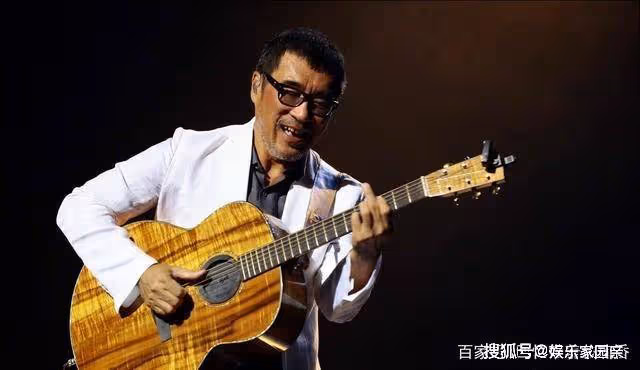 他捧紅了半個樂壇女歌手,用餐巾紙5分鐘寫下的歌,一火就是30年