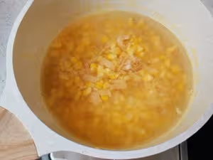 乾貝絲雞胸肉🌽羹