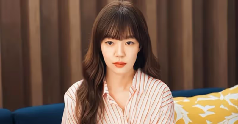 離婚後鳳凰男被打回原形，那個只睡婚床的婆婆，淪落去公園睡長椅