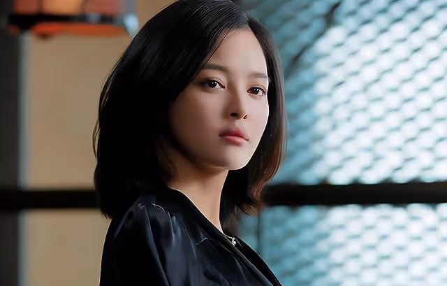 小叔子撞壞我陪嫁車,看完婆婆發的朋友圈,不賠30萬我就報警