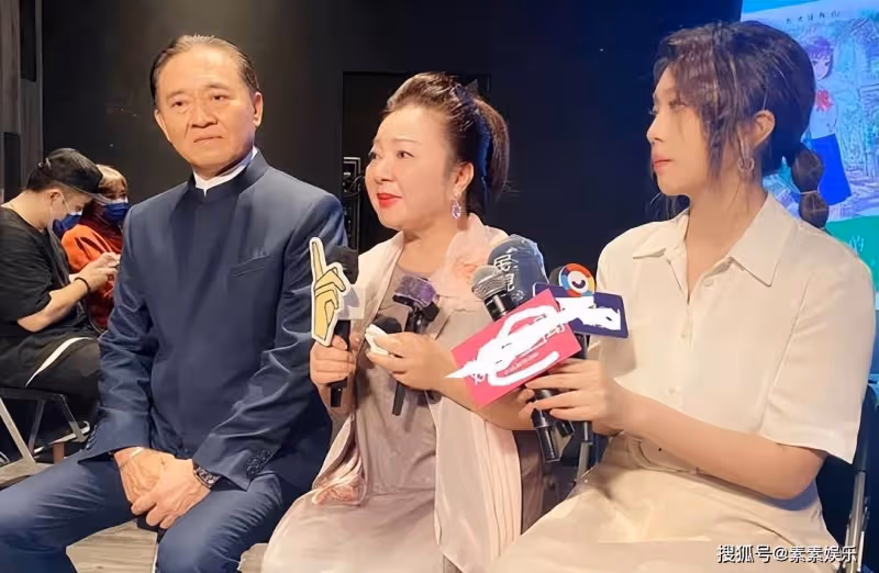 白冰冰透露林志穎面部修復情況:小小縫了一下,已經沒有問題