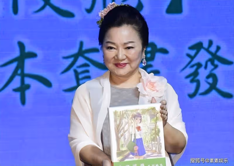 白冰冰透露林志穎面部修復情況:小小縫了一下,已經沒有問題