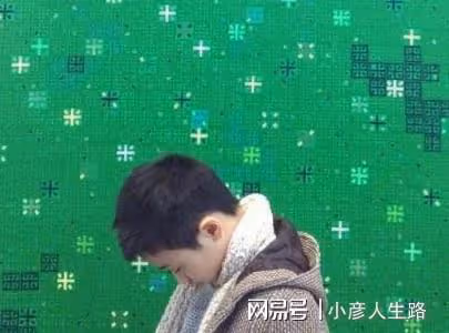 伊能靜髮長文談兒子作品入圍蘇富比拍賣,驕傲炫耀哈利是學霸