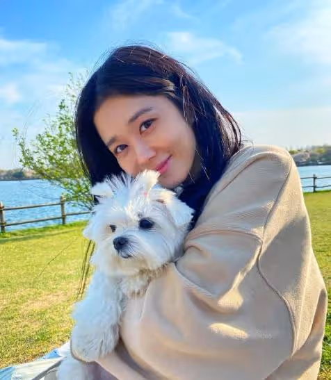 張娜拉曬近照被質疑動刀,41歲的她也難逃韓國娛樂圈的潛規則!