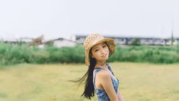「兒子，你妹月底要回家聚餐」「媽，別讓她來，再聚咱家就散了」
