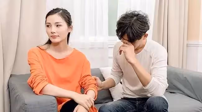 妻子要把小舅子戶口遷到丈夫家，被拒絕後妻子鬧離婚：根本不愛我
