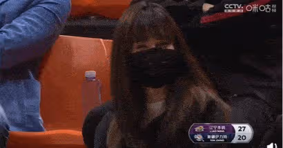 神仙顏值！阿的江女兒現場觀戰遼疆大戰，網友：現實版赤木晴子