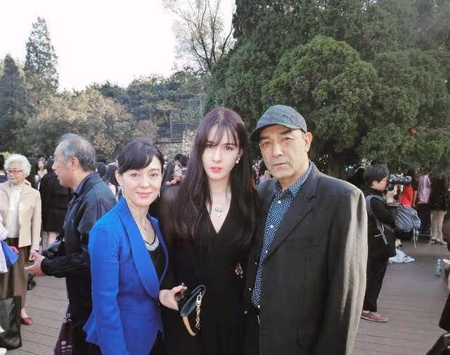 神仙顏值！阿的江女兒現場觀戰遼疆大戰，網友：現實版赤木晴子