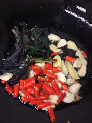 爆炒河蚌肉