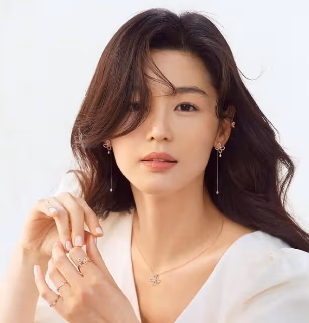 盤點韓國５對青梅竹馬夫妻：金載沅閃婚，這對頻傳婚變