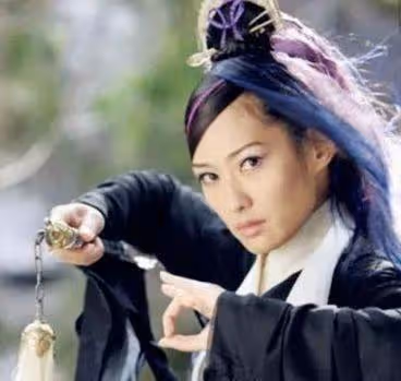 她是最美李莫愁,曾被騙走全部身家,今嫁20億富豪成闊太