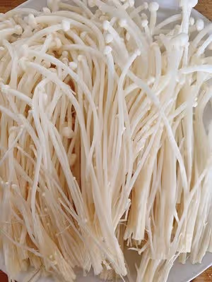 番茄金針菇豆腐雞蛋湯
