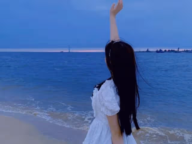 我媽寧願撿垃圾也不肯幫我們帶孩子，只因我老婆瞞著我說了一句話