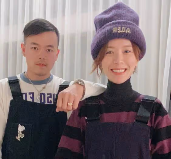 黃雅莉高速上滯留6天,提桶打公廁水洗澡洗衣,草地晾衣滿臉笑容