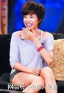 44歲徐懷鈺參加商演撈金,服裝造型引嘲諷,曾被贊頂3個蔡依林