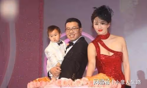 「晶女郎」孟瑤離婚後官宣產下二胎,尚未再婚不願公開男方身份