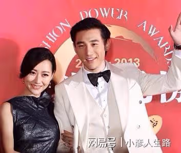 演員白冰:與模特丁一閃婚,離婚後獨自帶娃,如今36歲仍單身