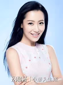 演員白冰:與模特丁一閃婚,離婚後獨自帶娃,如今36歲仍單身