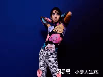 曾被質疑心理問題,伊能靜回應兒子穿女裝:對世界表態,探索自由