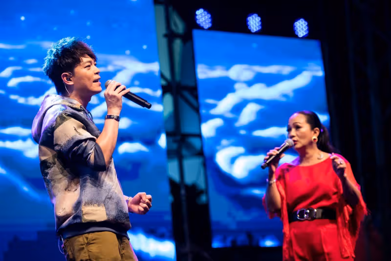 茜拉瑪吉林宇中暌違15年同台演繹經典《Melodi》