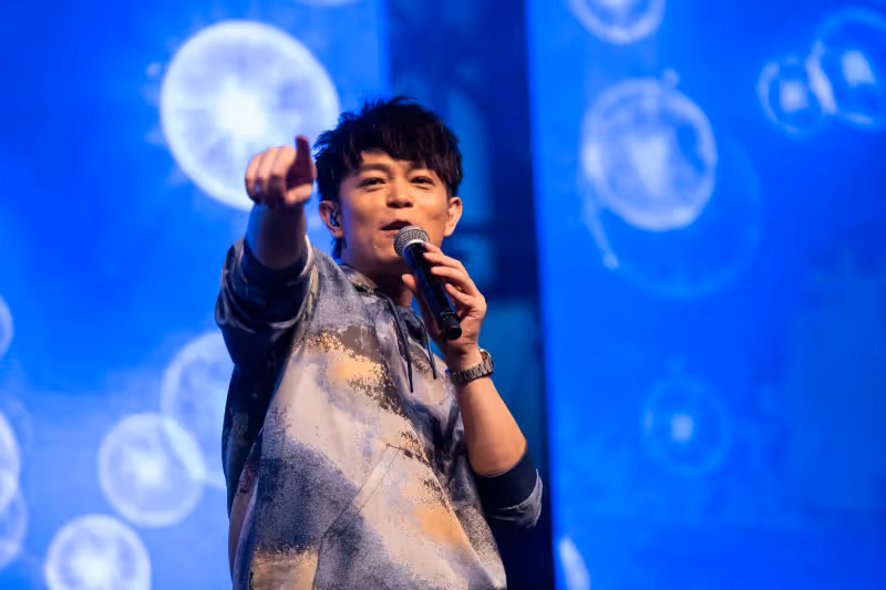 茜拉瑪吉林宇中暌違15年同台演繹經典《Melodi》