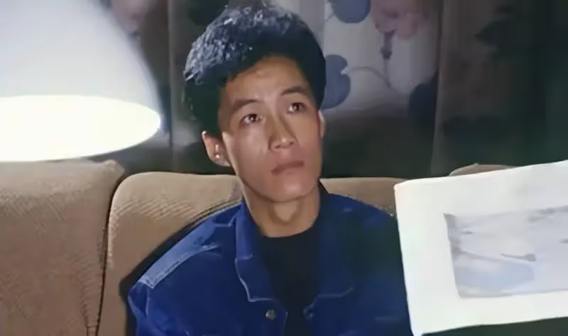 人藝院長馮遠征嫁給了比第二段婚姻大8歲的梁丹妮,她喜歡他的妻子已經29年了